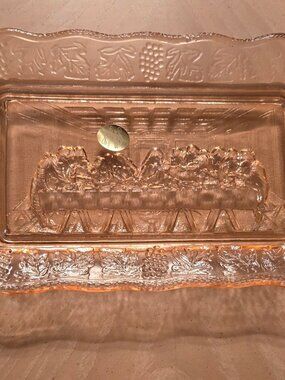 ✝️ Pink Glass Tiara “Last Supper” Serving Tray